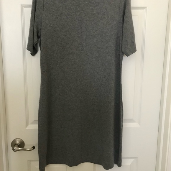 Dress - Picture 1 of 4